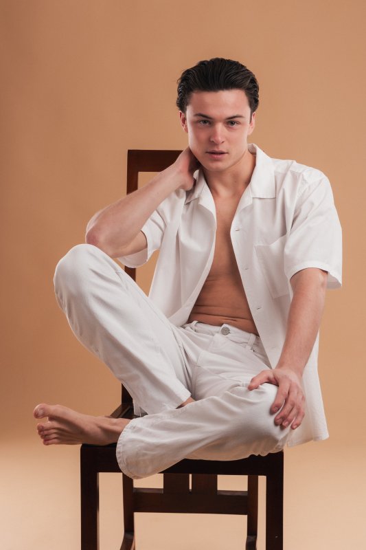 Book photo masculin en studio